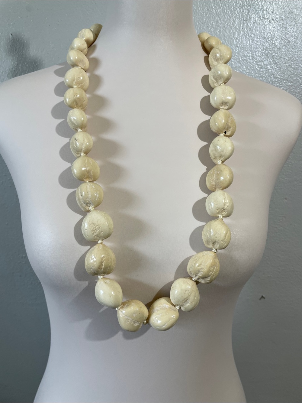 Vintage Fairmont Orchid Hawaii Kukui Nut Lei Necklace Ivory Satin Ribbon Aloha
